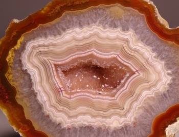 Laguna Agate from Rancho Ojo Laguna, Chihuahua, Mexico [db_pics/pics/DSC04414.jpg]