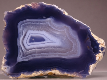 Madagascar Blue Agate from Madagascar [db_pics/pics/b_DSC06066.jpg]