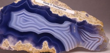 Madagascar Blue Agate from Madagascar [db_pics/pics/b_DSC06072.jpg]