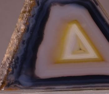 Polyhedroid Agate from Paraiba, Brazil [db_pics/pics/b_DSC06098.jpg]