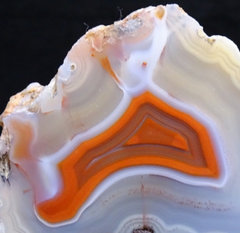 Malawi Agate from Ngabu, Chikwawa S. Region, Malawi, Africa [db_pics/pics/b_DSC09978.jpg]