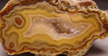 Laguna Agate from Rancho Ojo Laguna, Chihuahua, Mexico [db_pics/pics/batch_300DSC03038.jpg]